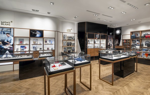 montblanc boutique professional photography interior architecture cancun riviera maya