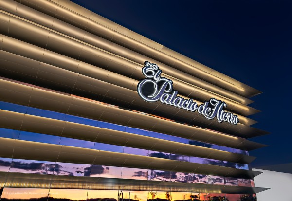 Professional photography exterior architecture cancun and riviera maya palacio de hierro Queretaro